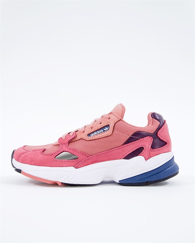 adidas Originals Falcon W D96700 Rosa Sneakers Skor Footish