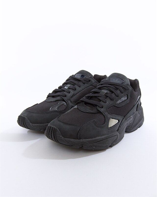 Adidas originals falcon g26880 2025