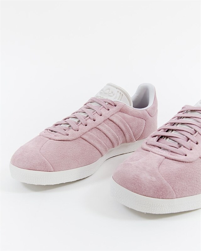Adidas originals gazelle stitch and turn deals