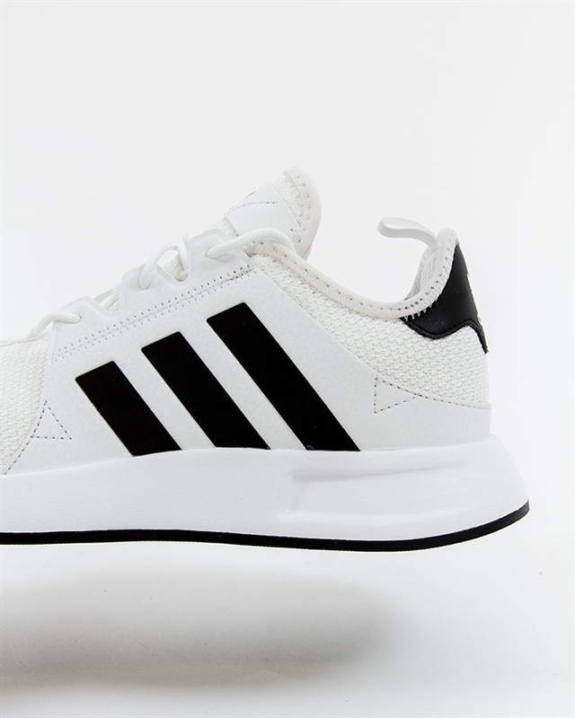 cq2406 adidas