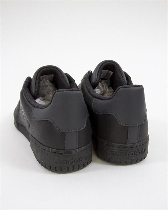 adidas Originals Yeezy Powerphase CG6420 Svart Footish If you re into sneakers