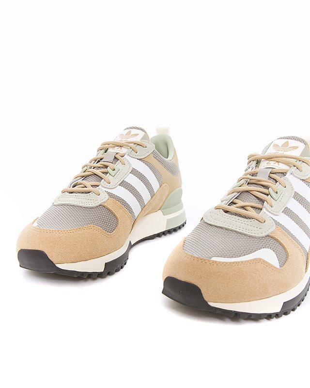 adidas Originals ZX 700 HD H01849 Braun Sneakers Schuhe Footish