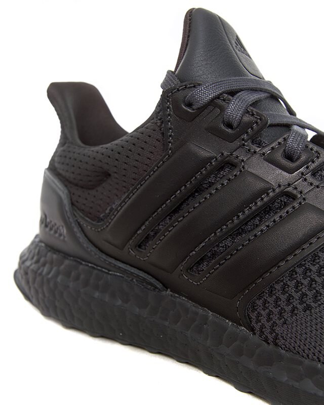 adidas UltraBOOST GY7486 Schwarz Sneakers Schuhe Footish