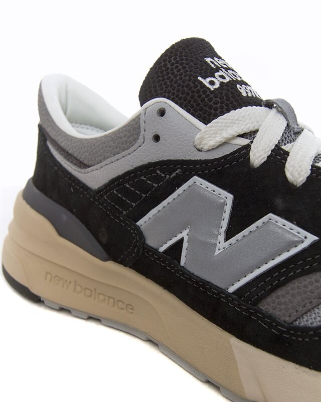 New Balance 997 U997RHC Schwarz Sneakers Schuhe Footish