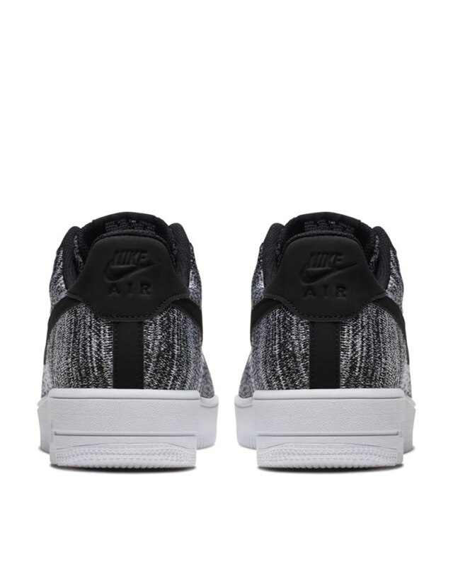 av3042 nike