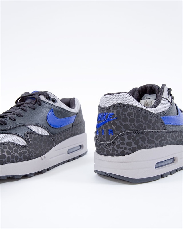 Nike Air Max 1 SE Reflective Off Noir Hyper Blue Atmosphere Grey Nike Air Max 1 SE Reflective Off Noir Hyper Blue Atmosphere Grey