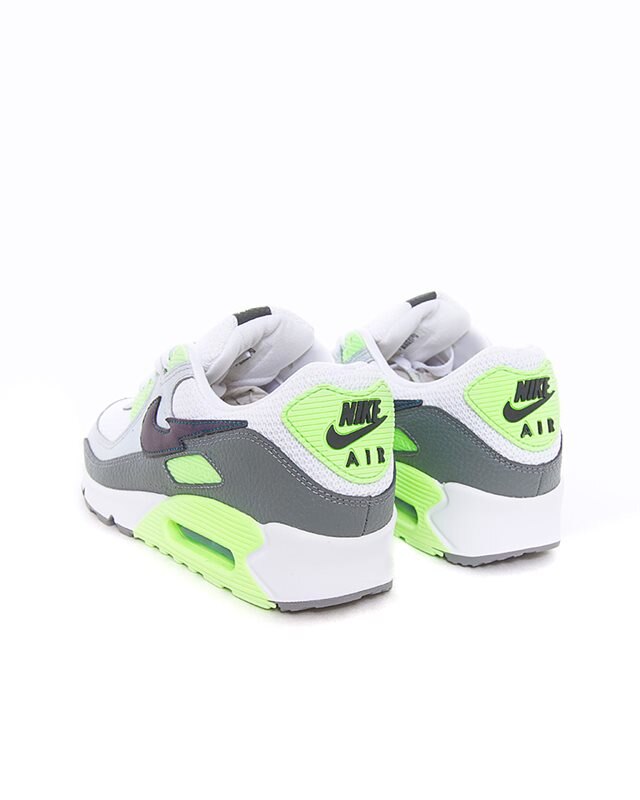 Nike Air Max 90 in weiss - DJ6897 100 | everysize