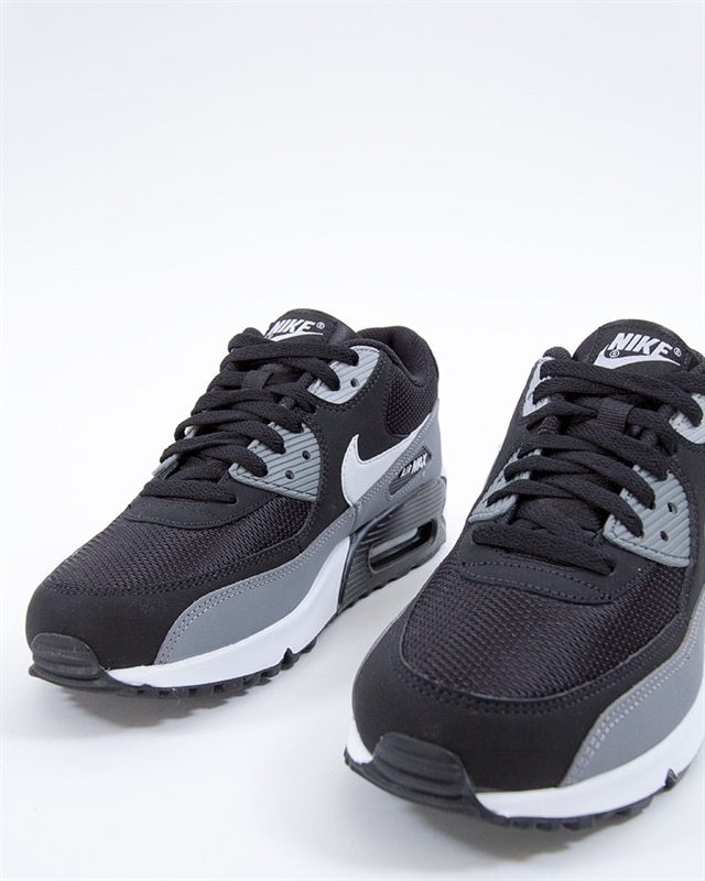 Nike Air Max 90 Essential AJ1285 018 Svart Sneakers Skor Footish