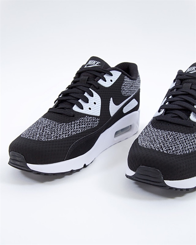 Nike Air Max 90 Ultra 2.0 Essential (White Black White) Nike Air Max 90 Ultra 2.0 Essential (White Black White)
