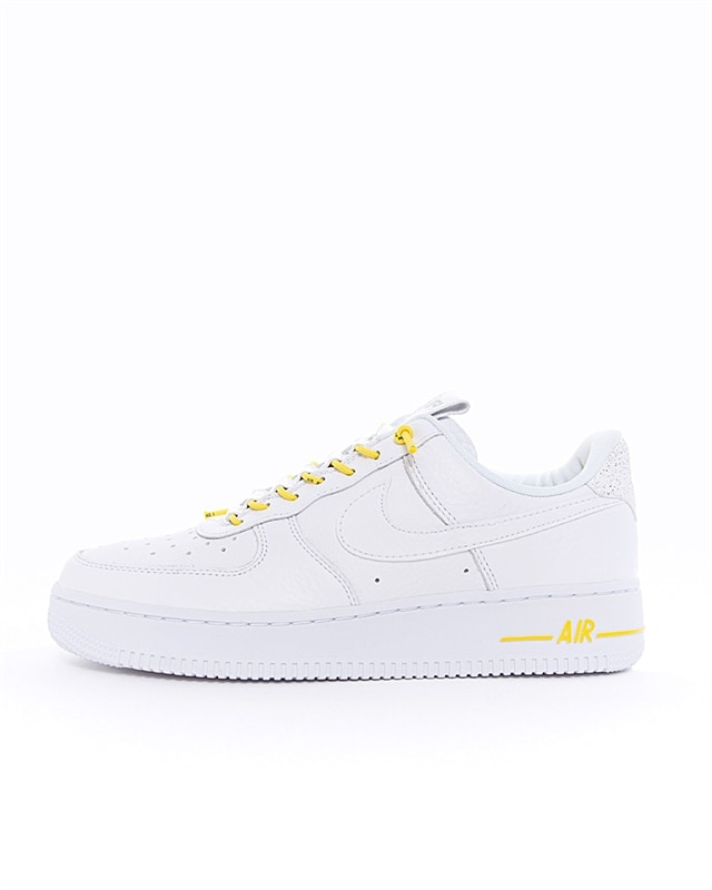 Nike Wmns Air Force 1 07 LUX (898889-104)