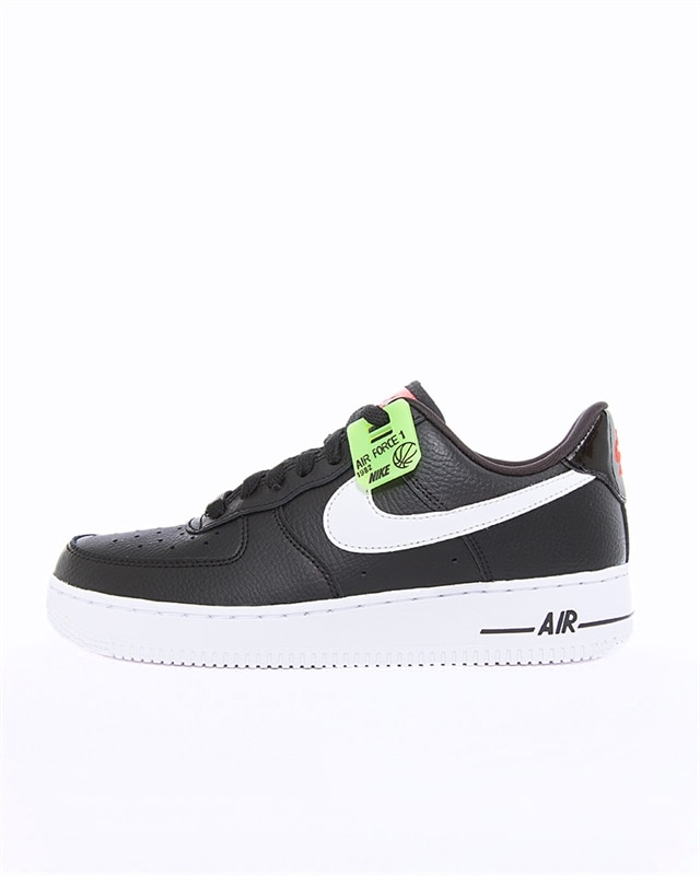 Nike Wmns Air Force 1 07 SE (CI3446-001)