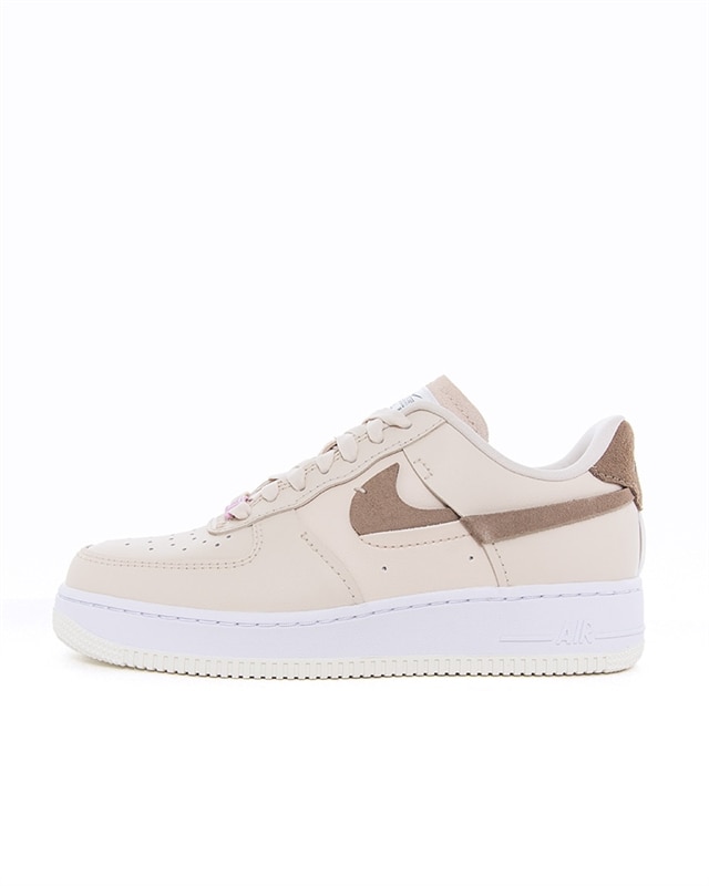 Nike Wmns Air Force 1 LXX (DC1425-100)