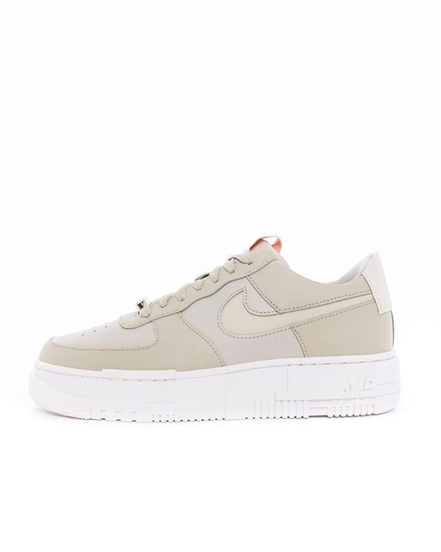 Nike Wmns Air Force 1 PIXEL (CK6649-104)