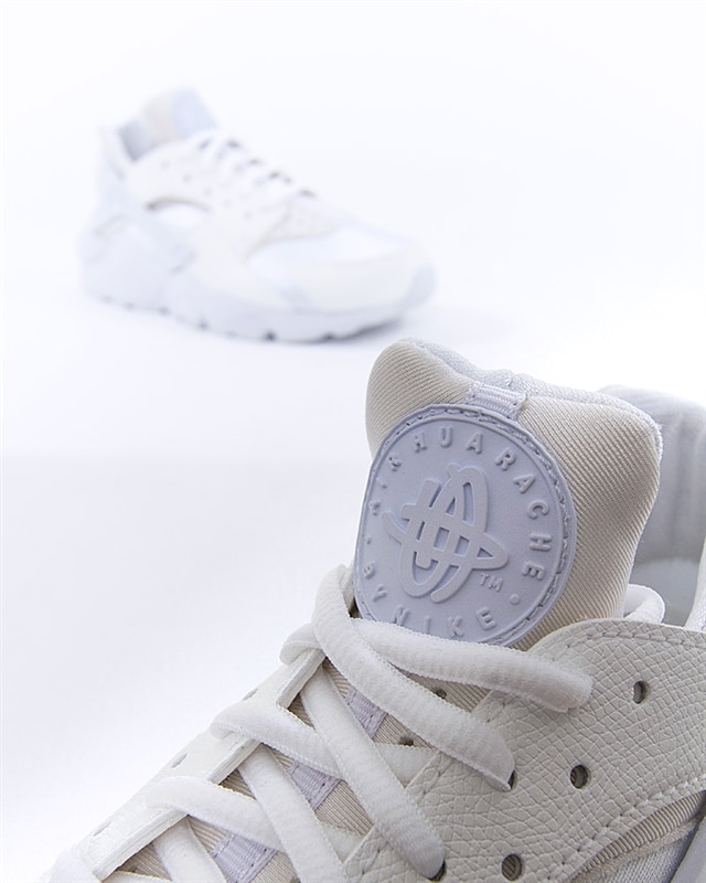 Nike Wmns Air Huarache Run 634835 108 Vit Sneakers Skor Footish