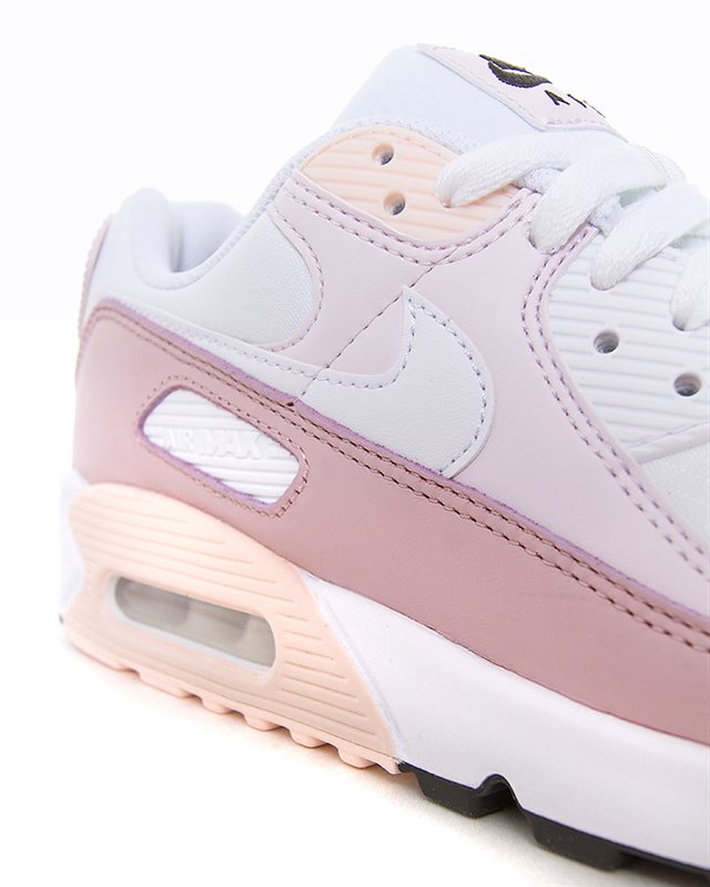 Ladies nike deals air max pink