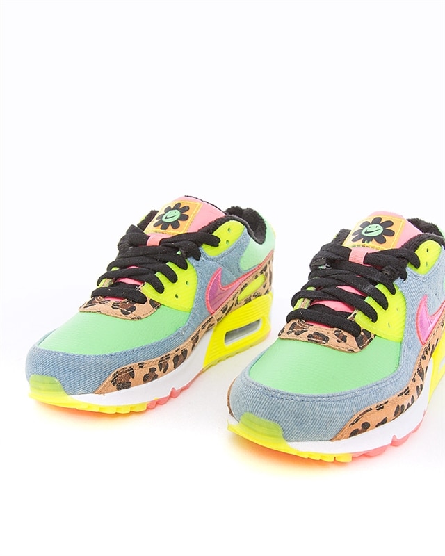 Nike Wmns Air Max 90 LX | CW3499-300 | Grün | Sneakers | Schuhe | Footish