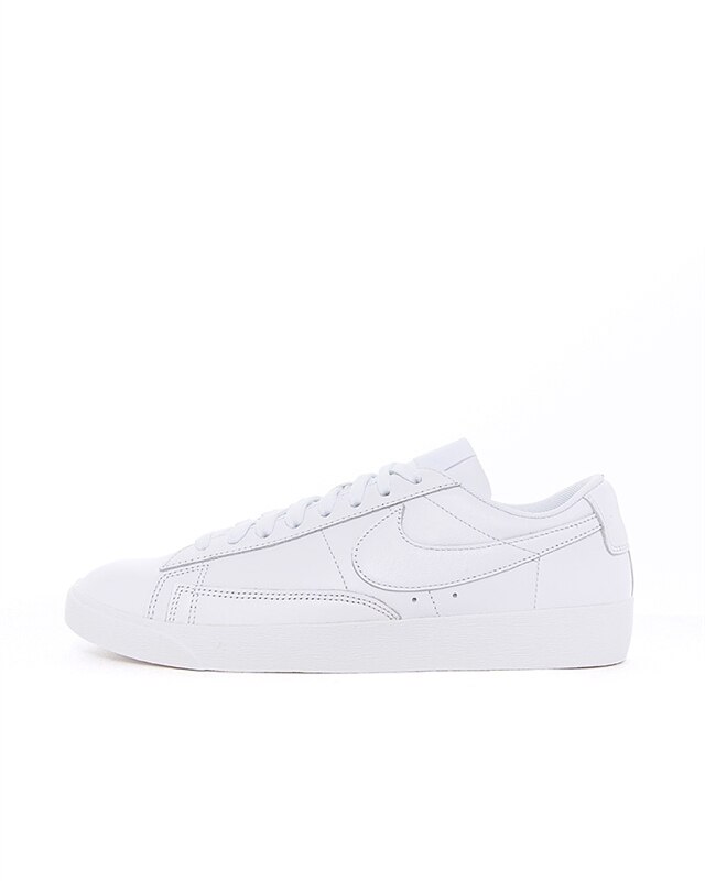 Nike Wmns Blazer Low LE (AV9370-111)