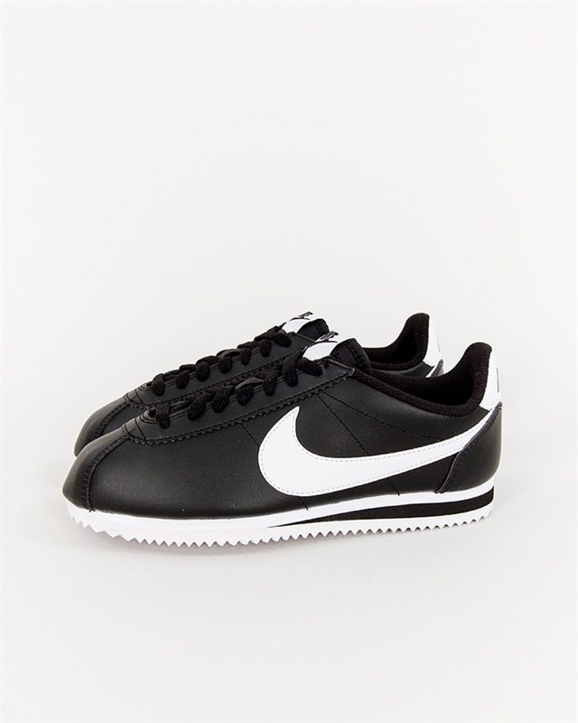 nike-wmns-classic-cortez-leather-807471-010-1