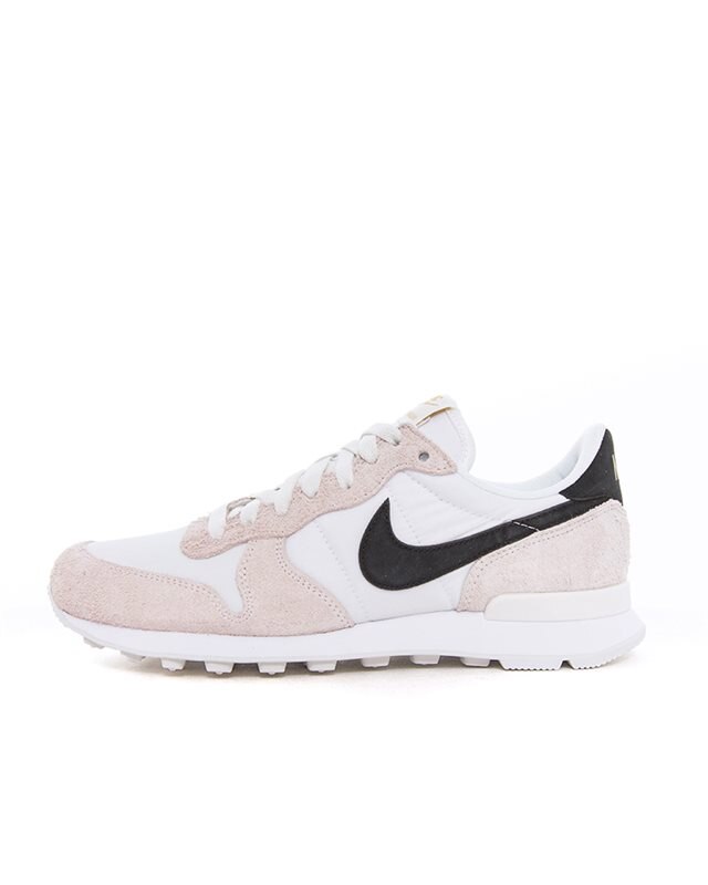 Nike Wmns Internationalist (828407-108)