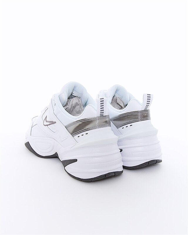 Nike Wmns M2K Tekno | BQ3378-100 | Vit | Sneakers | Skor | Footish