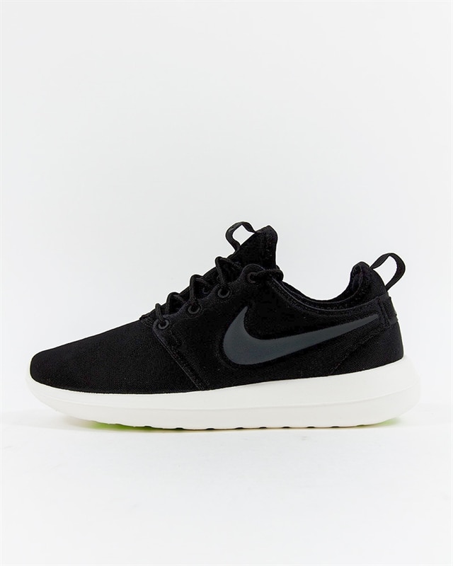 Nike Wmns Roshe Two (844931-002)