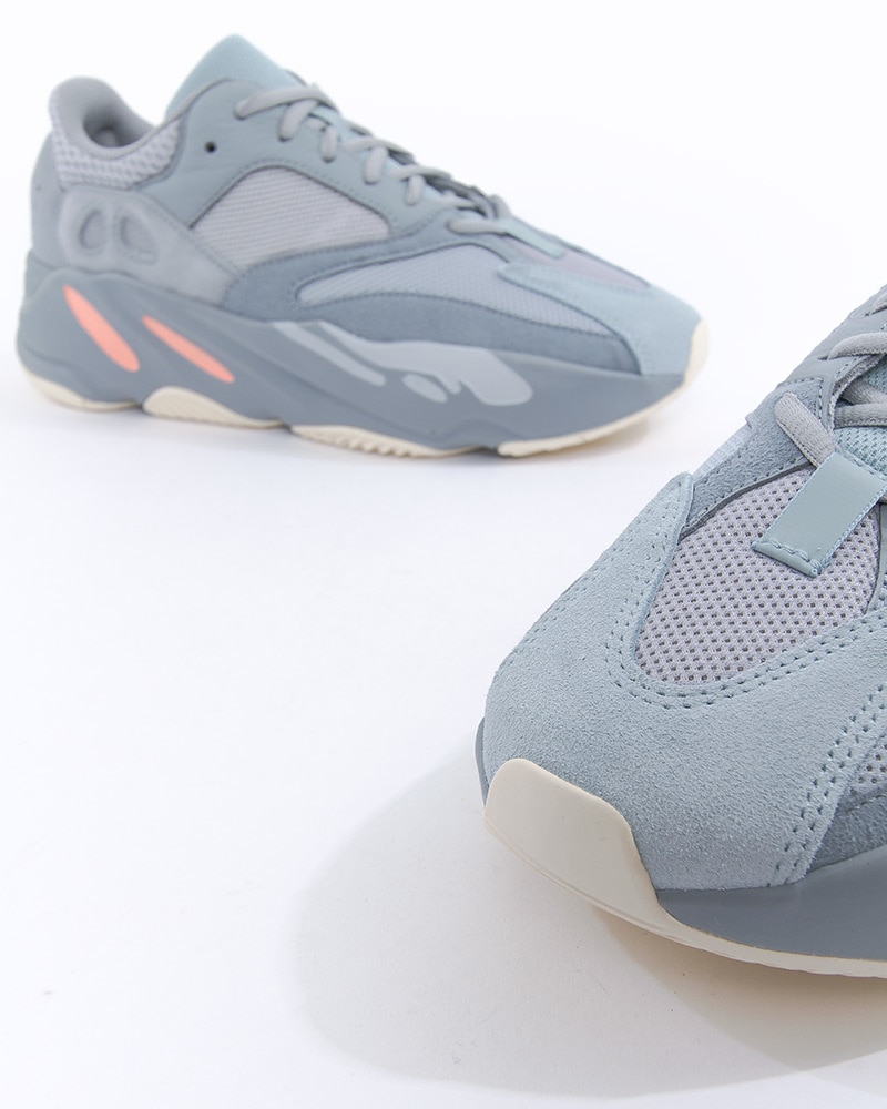 yeezy 700 eg7597