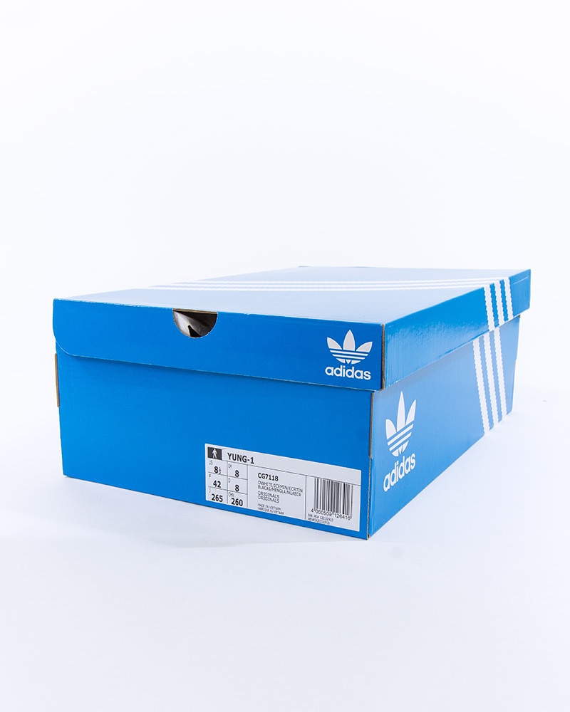 cg7118 adidas