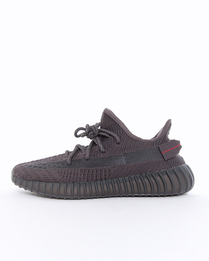 adidas Yeezy Boost 350 V2 FU9006 Svart Sneakers Skor Footish