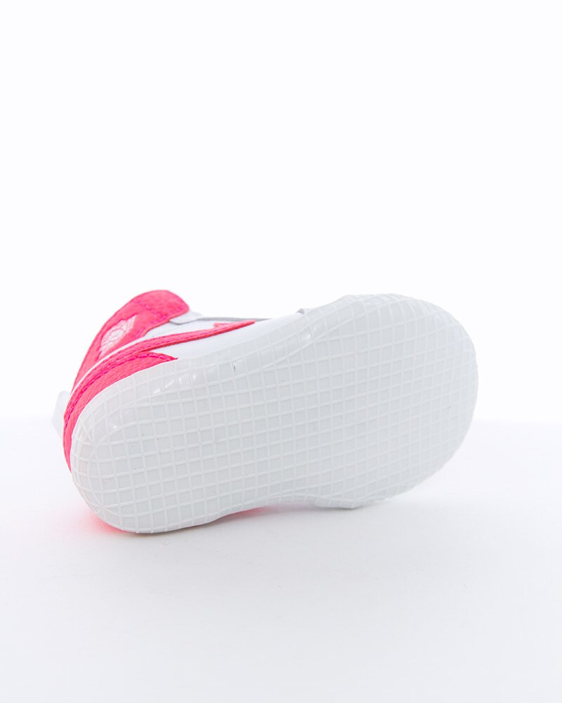 crib bootie nike
