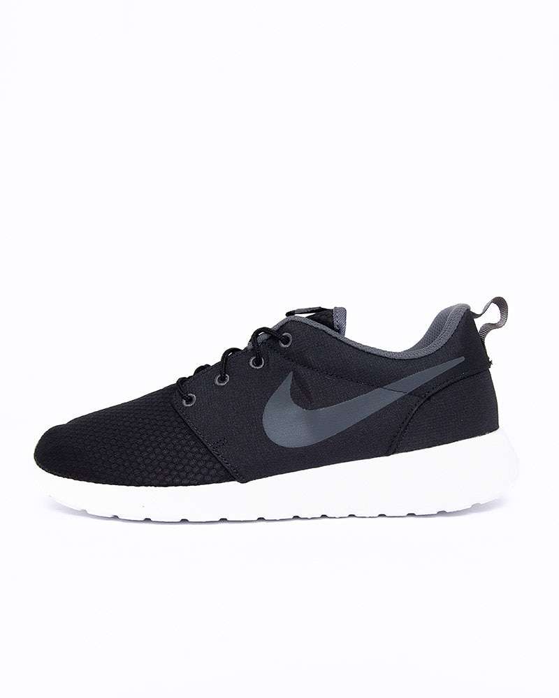 Nike Roshe One SE 844687 004 Footish If you re into sneakers