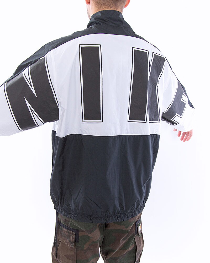 Nike Sportswear Woven Jacket | CQ0247-013 | Svart | Kläder | Footish