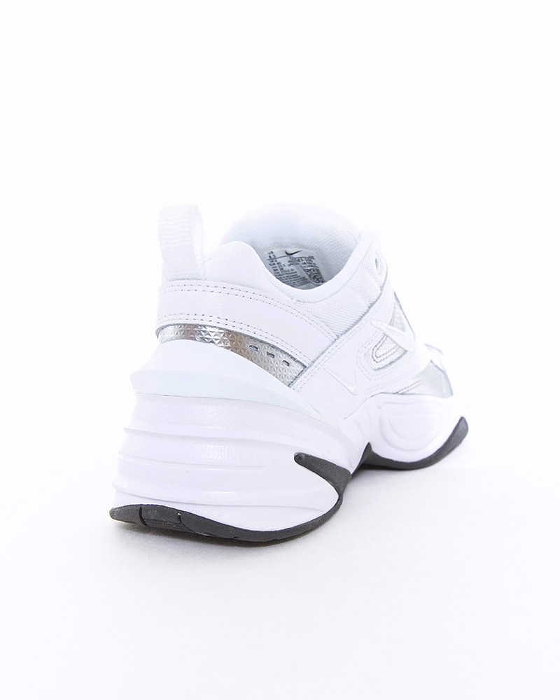 nike wmns m2k tekno essential