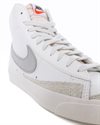 Nike Wmns Blazer Mid 77 Vintage (CZ1055-112)